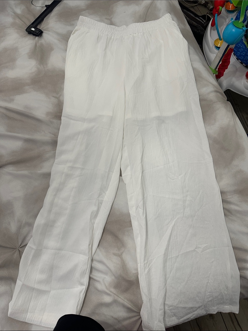 Amazon Women's White Wide-Leg Elastic-Waist Pants